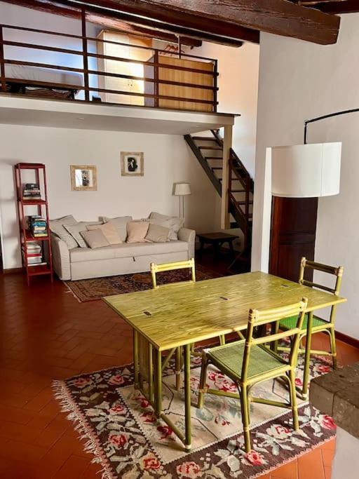 Spacious Near Arno River *